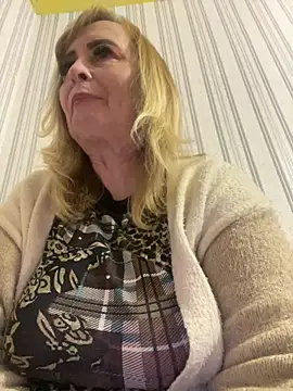 Snapshot of Irina2909@xh chatting on January 2026 08:25:02 PM Irina2909xh online show from January 2026 08:25:02 PM