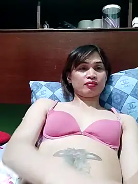 QueenSoreal online show from February 2026 06:06:01 PM