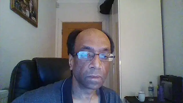 Snapshot of rauncher1 chatting on January 2025 10:01:01 AM rauncher1 online show from January 2025 10:01:01 AM