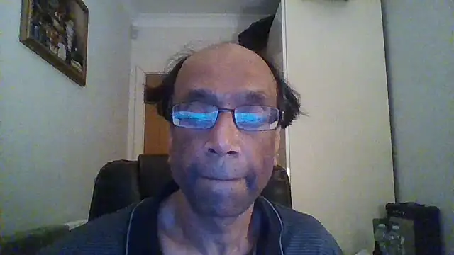 Snapshot of rauncher1 chatting on February 2025 12:26:01 AM rauncher1 online show from February 2025 12:26:01 AM