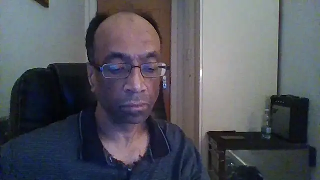 Snapshot of rauncher1 chatting on March 2025 12:54:02 AM rauncher1 online show from March 2025 12:54:02 AM