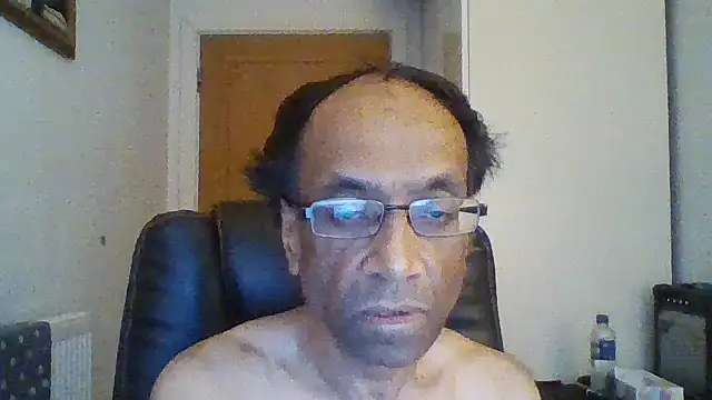 Snapshot of rauncher1 chatting on September 2025 08:03:02 AM rauncher1 online show from September 2025 08:03:02 AM