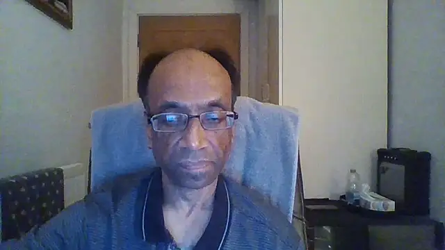 Snapshot of rauncher1 chatting on September 2025 10:57:02 PM rauncher1 online show from September 2025 10:57:02 PM