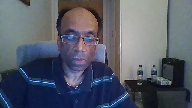 Snapshot of rauncher1 chatting on October 2025 10:52:02 PM rauncher1 online show from October 2025 10:52:02 PM