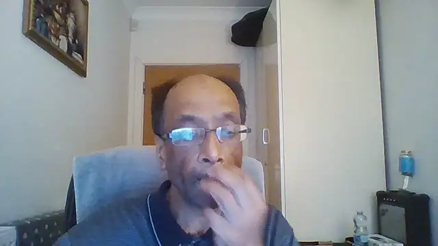 Snapshot of rauncher1 chatting on November 2025 10:03:01 AM rauncher1 online show from November 2025 10:03:01 AM