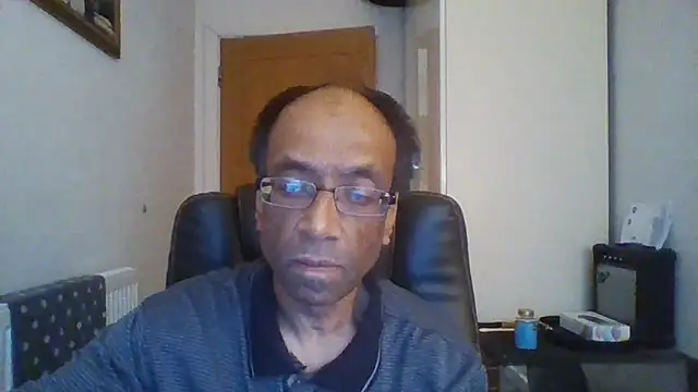 Snapshot of rauncher1 chatting on November 2025 09:42:01 AM rauncher1 online show from November 2025 09:42:01 AM