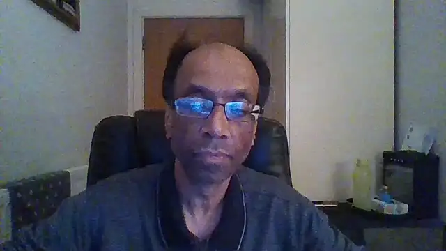 Snapshot of rauncher1 chatting on November 2025 10:53:02 PM rauncher1 online show from November 2025 10:53:02 PM