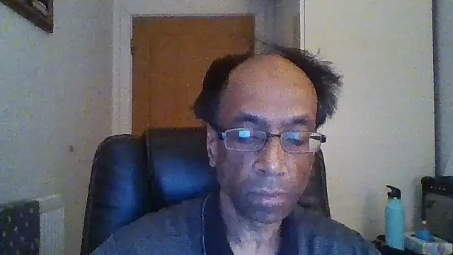 Snapshot of rauncher1 chatting on December 2025 11:52:02 AM rauncher1 online show from December 2025 11:52:02 AM