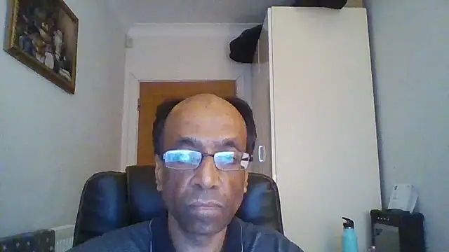 Snapshot of rauncher1 chatting on December 2025 01:09:02 PM rauncher1 online show from December 2025 01:09:02 PM