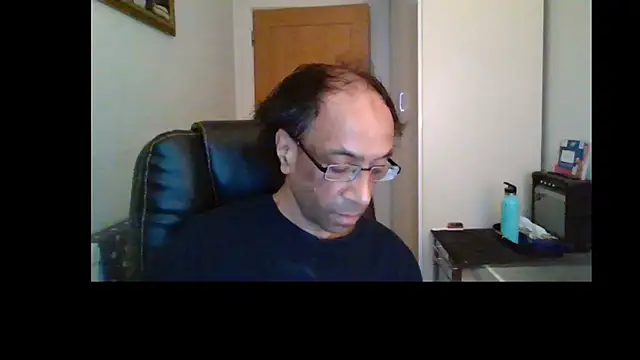 Snapshot of rauncher1 chatting on June 2026 08:31:01 AM rauncher1 online show from June 2026 08:31:01 AM