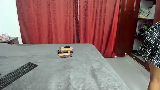 LUISSA  online show from November 2025 11:25:01 AM