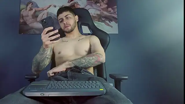 Snapshot of alessandro_duty chatting on November 2025 12:21:02 AM alessandro duty online show from November 2025 12:21:02 AM