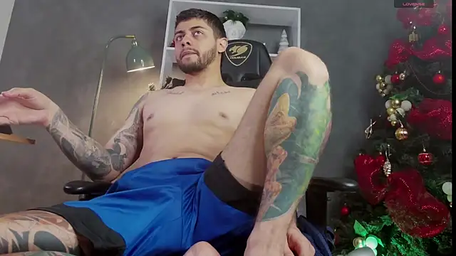 Snapshot of alessandro_duty chatting on December 2025 12:30:01 AM alessandro duty online show from December 2025 12:30:01 AM