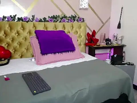 Snapshot of dove_mature chatting on February 2025 04:52:01 AM dove mature online show from February 2025 04:52:01 AM