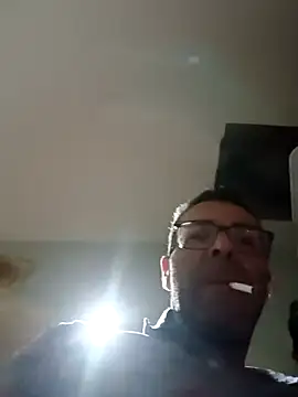 Lucianoconti online show from April 2026 02:18:01 AM