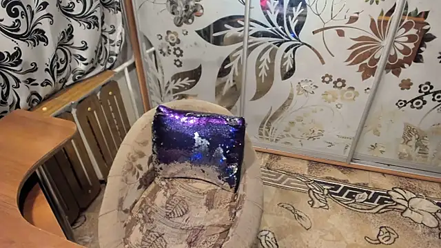 Snapshot of EVILENSA chatting on January 2025 04:19:01 PM EVILENSA online show from January 2025 04:19:01 PM