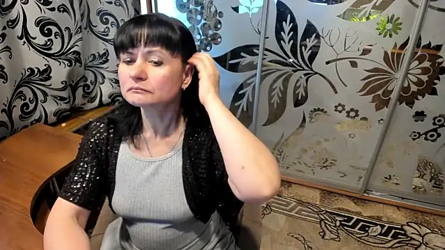 Snapshot of EVILENSA chatting on February 2026 02:13:01 PM EVILENSA online show from February 2026 02:13:01 PM