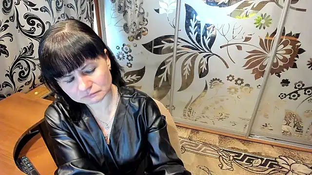 Snapshot of EVILENSA chatting on February 2026 02:17:02 PM EVILENSA online show from February 2026 02:17:02 PM