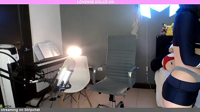 Snapshot of minarocket_ chatting on January 2026 05:49:02 PM minarocket online show from January 2026 05:49:02 PM