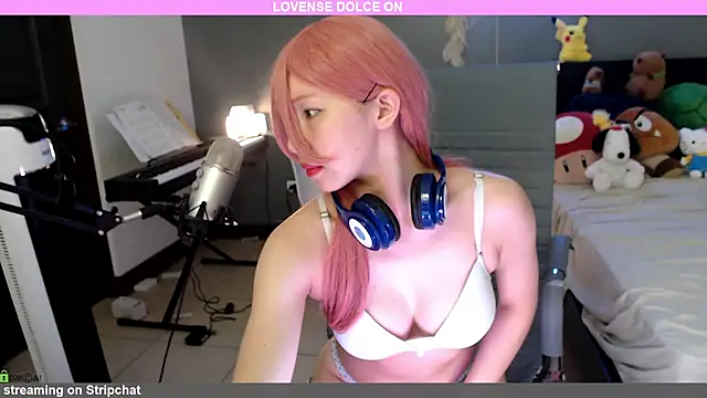 Snapshot of minarocket_ chatting on January 2026 05:06:02 PM minarocket online show from January 2026 05:06:02 PM