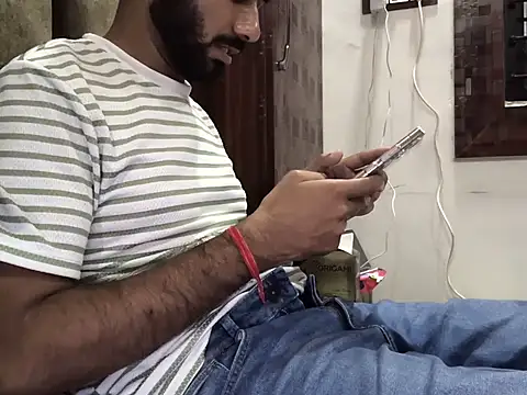 Snapshot of brownie_cake_cb chatting on October 2025 04:41:02 PM brownie cake cb online show from October 2025 04:41:02 PM