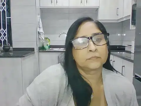 Snapshot of Indiankushy chatting on July 2026 05:28:01 PM Indiankushy online show from July 2026 05:28:01 PM