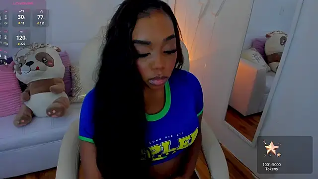 zobe love online show from February 2025 05:19:02 PM