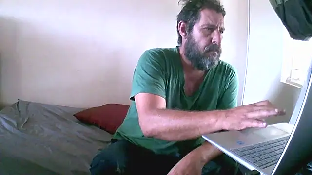 Snapshot of TryingWind chatting on October 2025 08:15:02 AM TryingWind online show from October 2025 08:15:02 AM