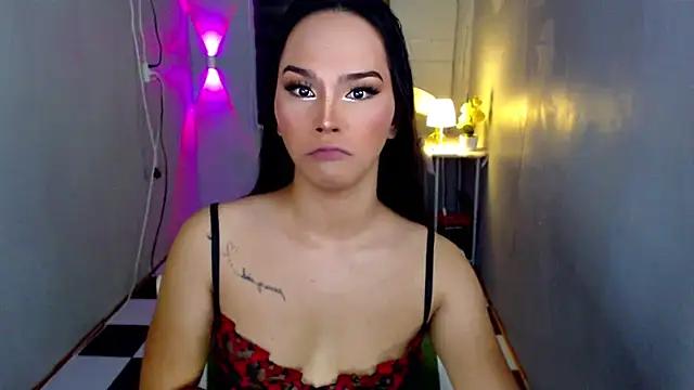 urnaughtydolly69 online show from April 2026 12:03:01 PM