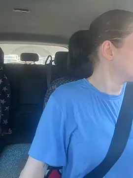 lolabunny9 online show from April 2026 04:53:02 PM