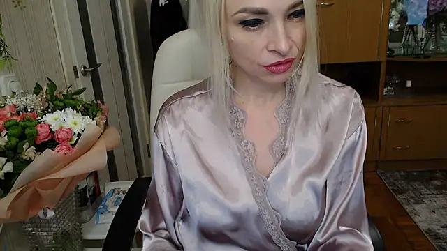 Mika Passion online show from February 2025 10:11:02 AM