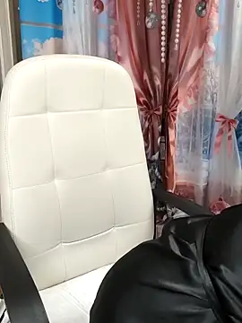 Mika Passion online show from April 2026 06:40:02 AM