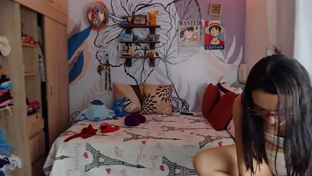 LinzyBaner online show from October 2025 11:14:01 PM