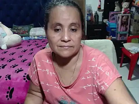 Snapshot of pervert_mommy_ chatting on February 2025 04:09:02 PM pervert mommy online show from February 2025 04:09:02 PM
