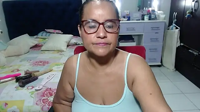pervert mommy  online show from February 2026 09:49:02 AM