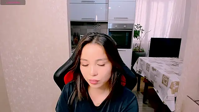 AyaMoon online show from October 2025 04:37:01 AM