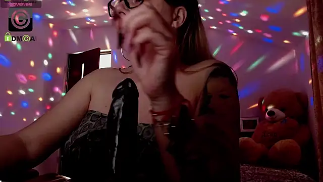 Snapshot of SonyaDevon chatting on March 2025 10:54:02 AM SonyaDevon online show from March 2025 10:54:02 AM