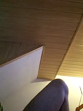 AquaMenn online show from March 2026 01:39:01 PM