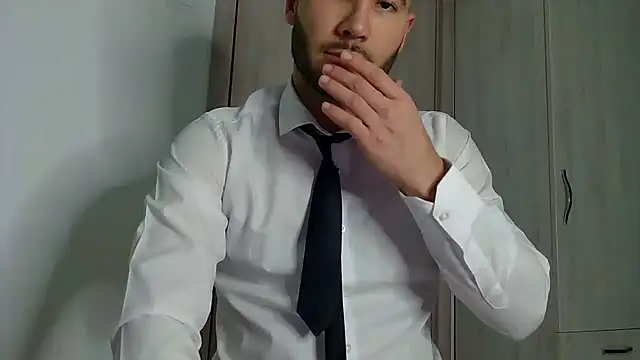 Justynn1 online show from February 2025 06:42:02 AM