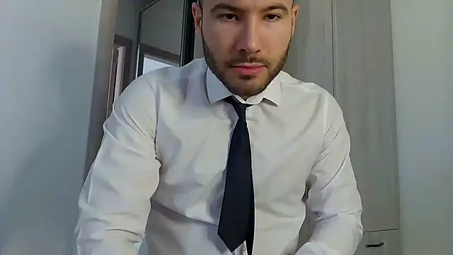 Justynn1 online show from February 2025 06:04:01 AM