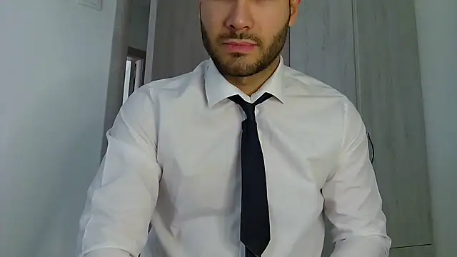Justynn1 online show from June 2026 04:47:01 AM