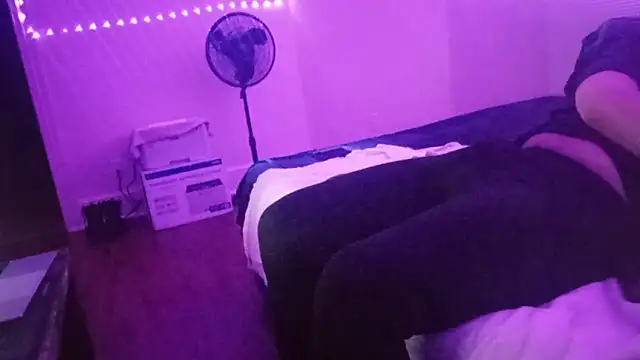 Kitrider online show from March 2026 03:22:02 AM