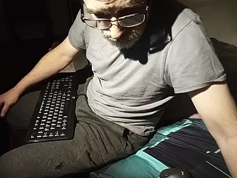 Kitrider online show from March 2026 03:39:02 AM