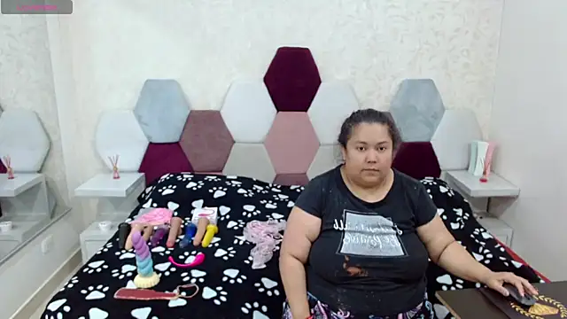 Snapshot of angel_blue chatting on June 2026 03:45:01 PM angel blue online show from June 2026 03:45:01 PM