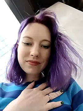 Snapshot of Frost_foxy chatting on December 2024 08:37:02 AM Frost foxy online show from December 2024 08:37:02 AM