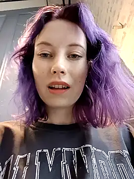 Snapshot of Frost_foxy chatting on January 2025 07:48:01 AM Frost foxy online show from January 2025 07:48:01 AM