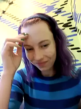 Snapshot of Frost_foxy chatting on January 2025 07:04:01 AM Frost foxy online show from January 2025 07:04:01 AM