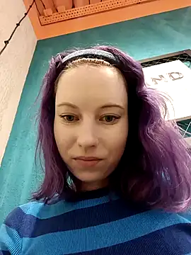 Snapshot of Frost_foxy chatting on January 2025 07:36:01 AM Frost foxy online show from January 2025 07:36:01 AM