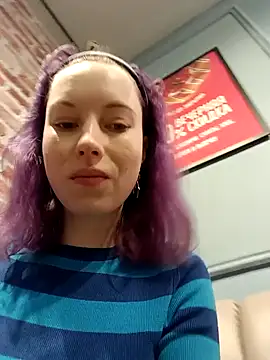 Snapshot of Frost_foxy chatting on February 2025 05:08:01 AM Frost foxy online show from February 2025 05:08:01 AM