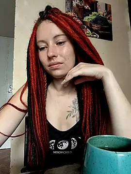 Snapshot of Frost_foxy chatting on September 2025 05:06:02 AM Frost foxy online show from September 2025 05:06:02 AM